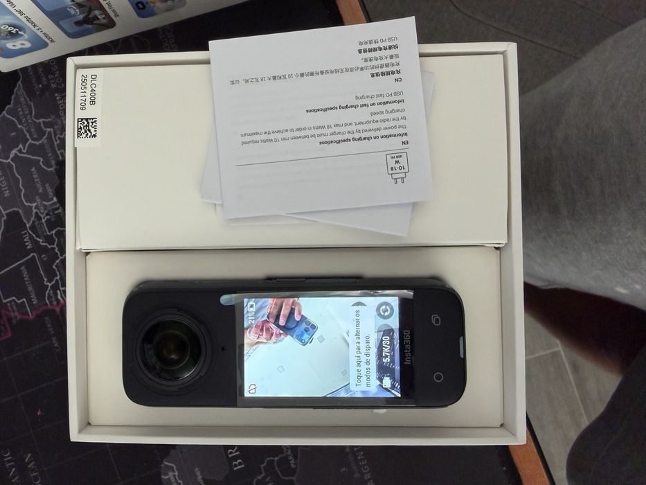 Action Cam INSTA360 X4 (8K - 72 MP - Bluetooth)