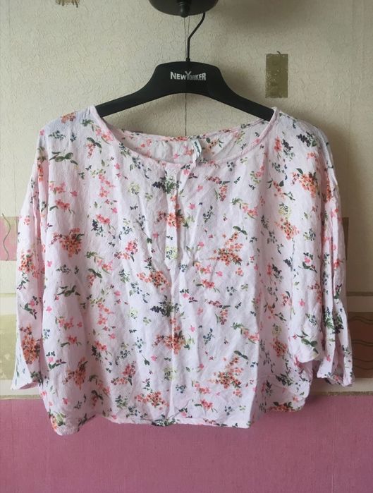 Bluzka z WISKOZY. fason oversize, luźniejsza /  STRADIVARIUS  / NOWA!