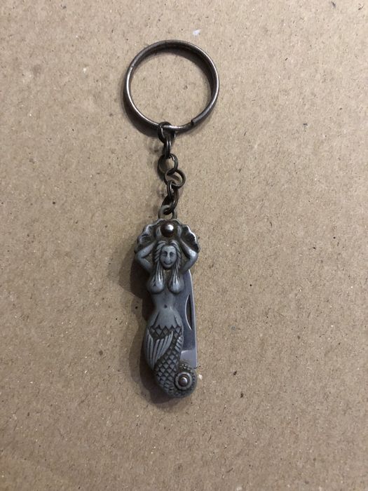 Брелок нож русалка