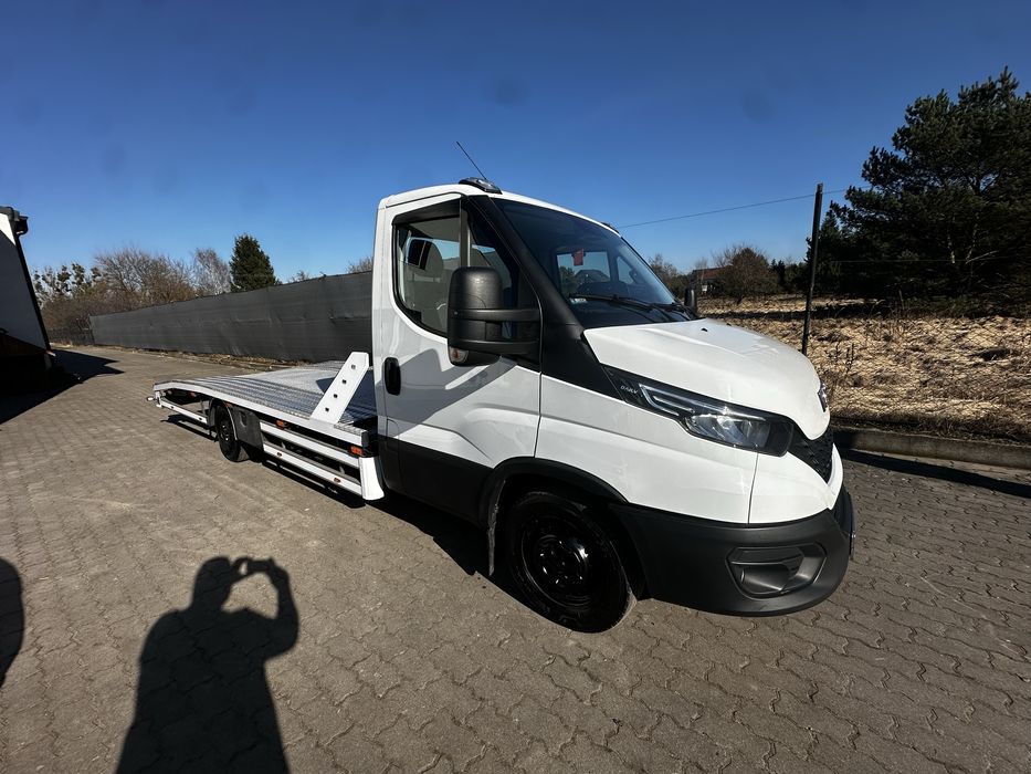 Autolaweta Iveco Daily 180km 21r 3.5T hak