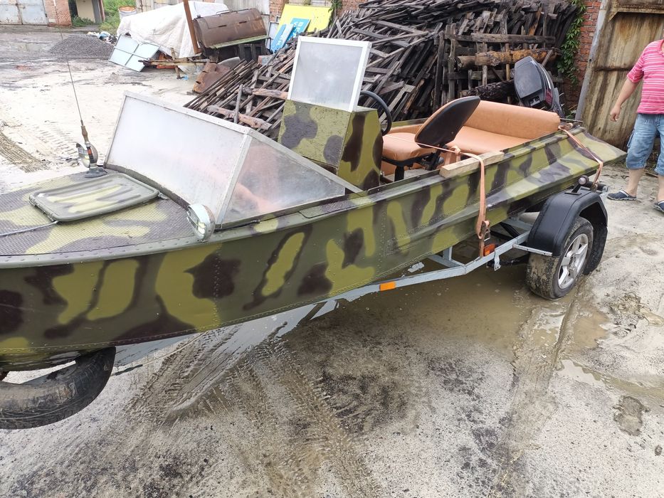 Моторний човен "южанка"