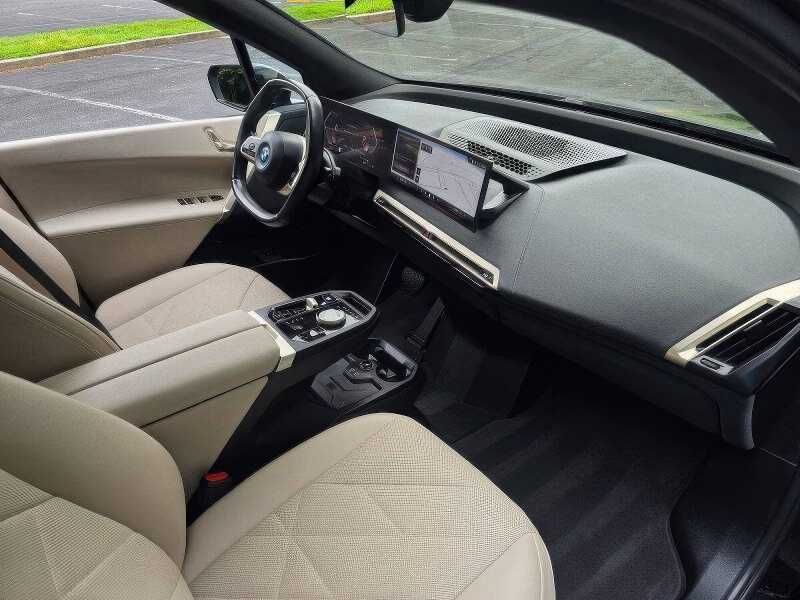 2024 BMW iX xDrive50