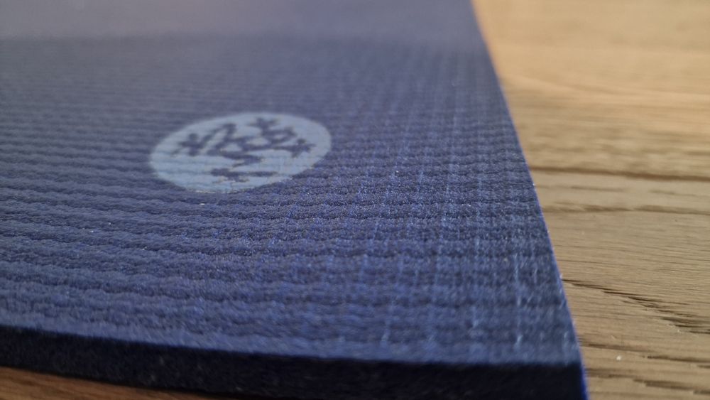 Yoga mat Manduka PRO niebieski