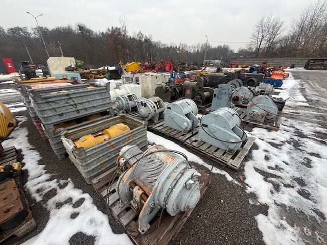 wciągarka hydrauliczna do refulera holownika