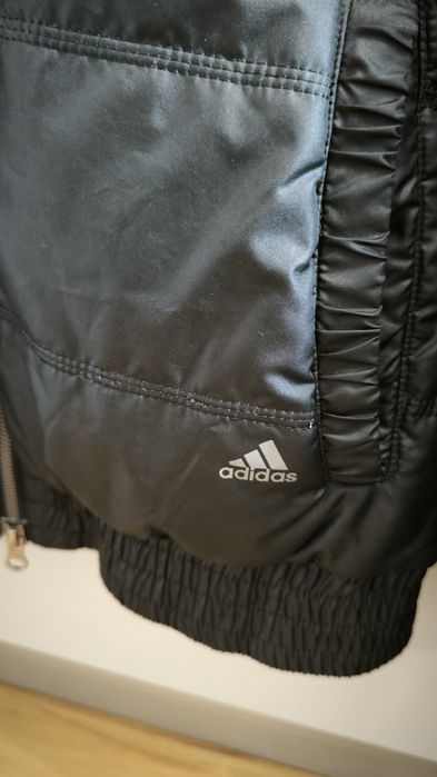 Женская куртка Adidas