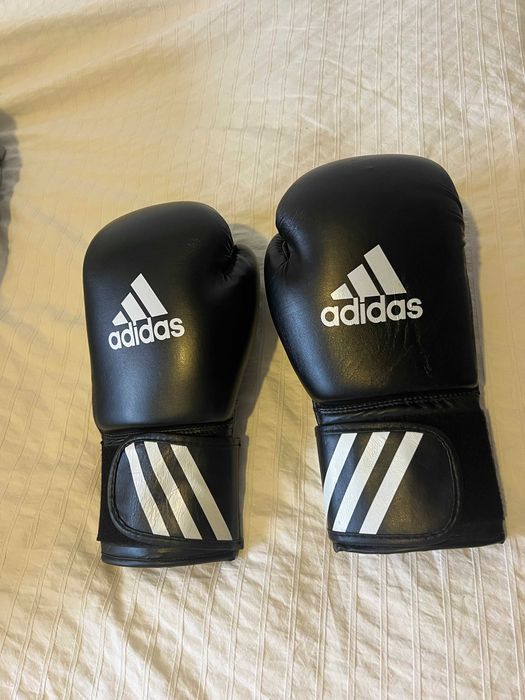 Luvas Outshock e Luvas Adidas Speed50
