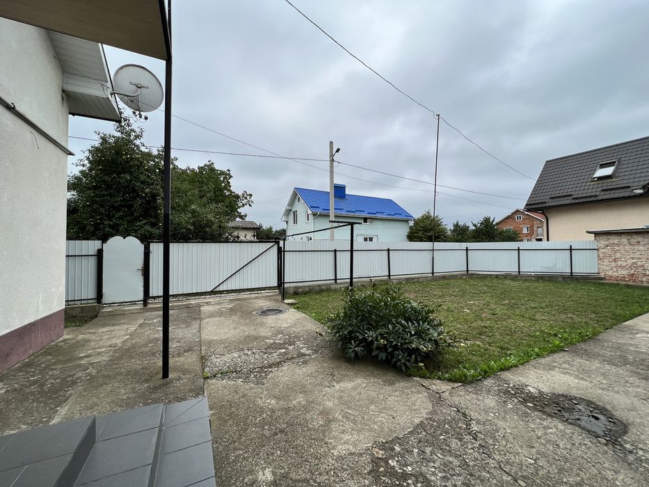 Оренда будинку вул.Коновальця на 3кімнати!