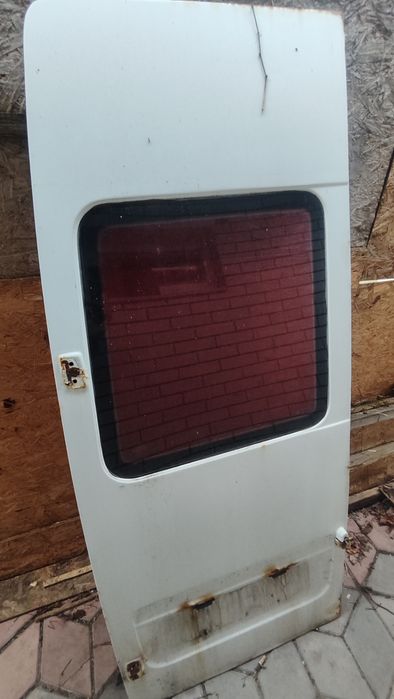 Двері спрінтер 901