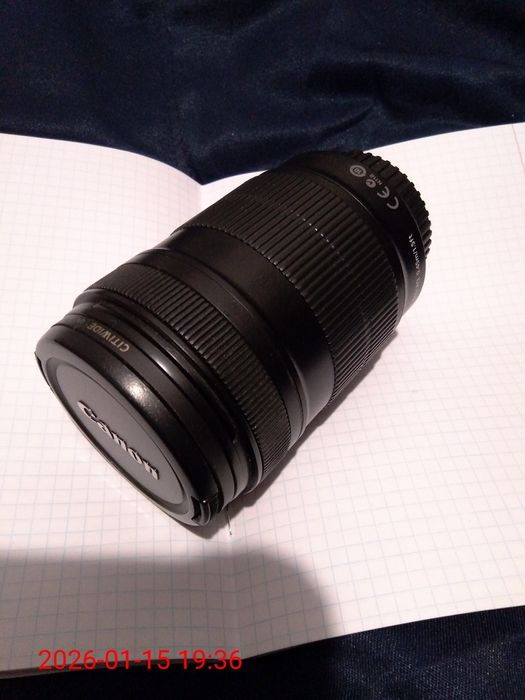 Фото об'єктив кенон EF S 18-135,3.5-5.6