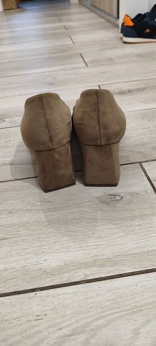 Buty Reserved czółenka