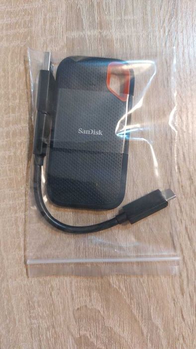 Внешний SSD 2Tb Sandisk