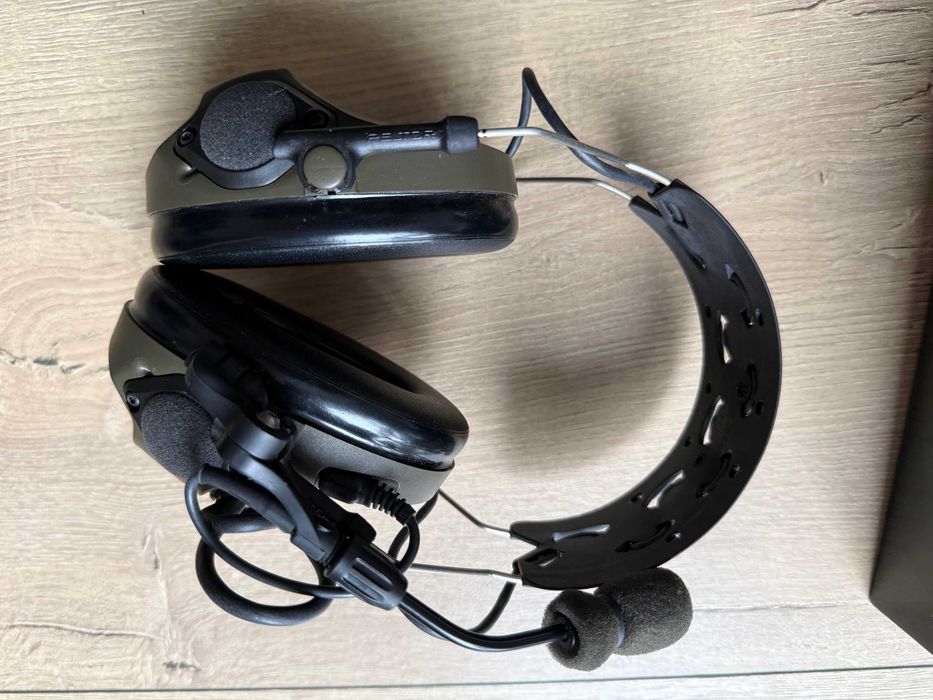 Ochronniki słuchu aktywne 3M Peltor ComTac VIII z mikrofonem Green (A)