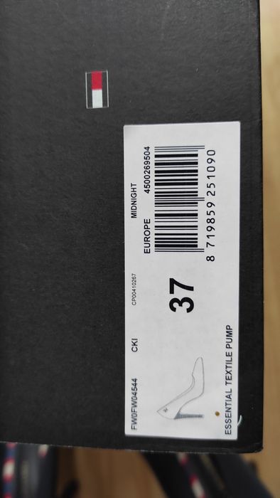 Oryginalne szpilki Tommy Hilfiger nr 37