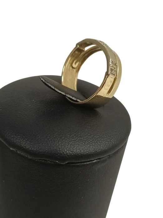 złoty pierścionek z cyrkoniami p:585 w:4,14 r:13