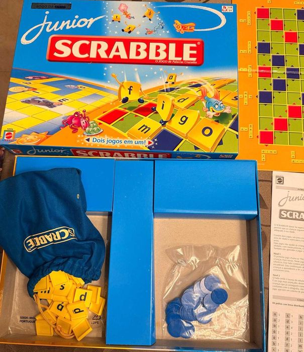 Scrabble | Jogo de Tabuleiro Clássico