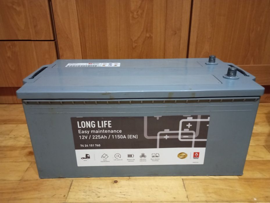 Akumulator 12V 225Ah 1150A Long Life VARTA Nowy