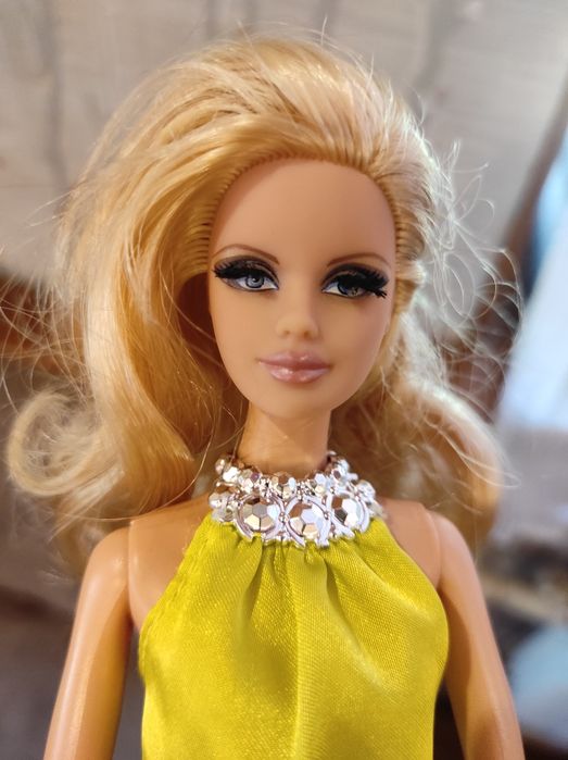 кукла Барби Barbie look red Carpet