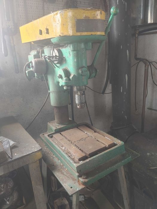 Wiertarka stołowa kolumnowa