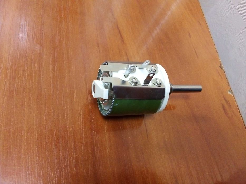 Резистор перемінний