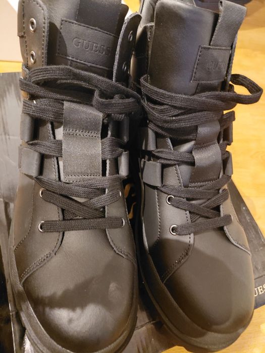 buty  guess  męskie  45  rozmiar  nowe