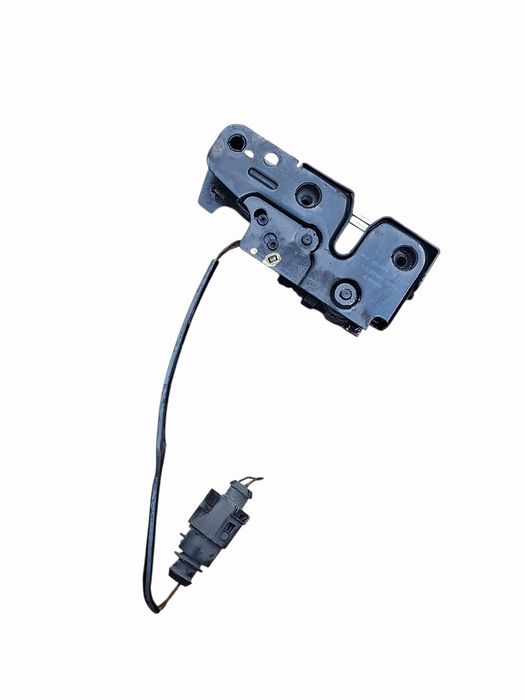 Zamek maski Audi Q7 4L 4L0823509