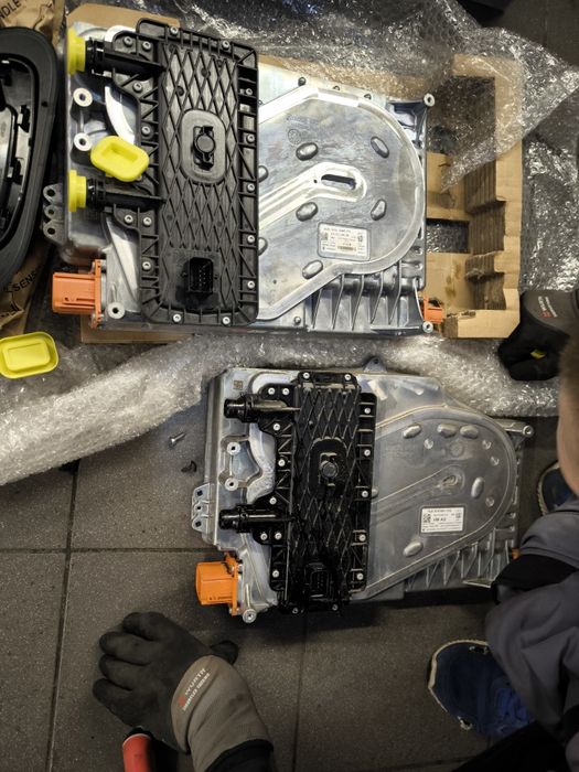 Заміна порта CCS Combo 2 GBT Київ Volkswagen ID