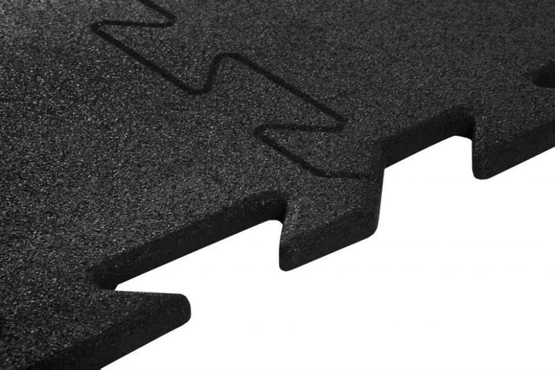 Pancerna, prosta w montażu podłoga do siłowni, mata pod sprzęt fitness