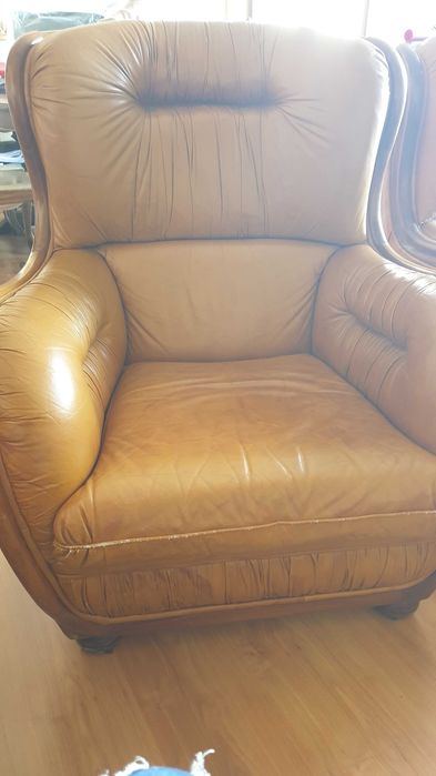 Poltrona em pele