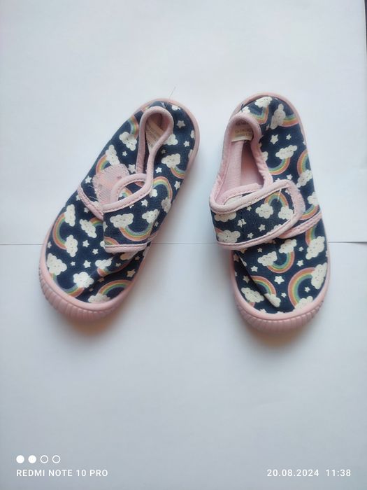 Взуття дитяче 25 розміру