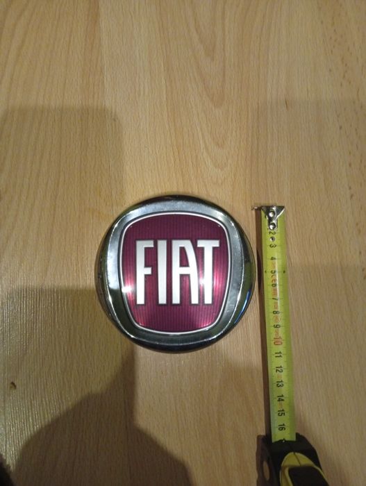Emblemat samochodowy Fiat