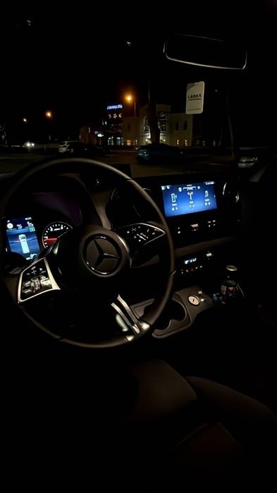 Wynajem Lawet Mercedes Sprinter | Najazdy do niskich aut | Przyczepy