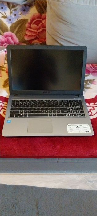 Laptop ASUS A540L