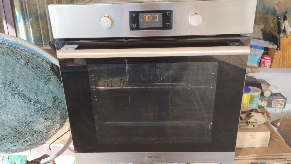 Forno de encastrar da Hotpoint Ariston