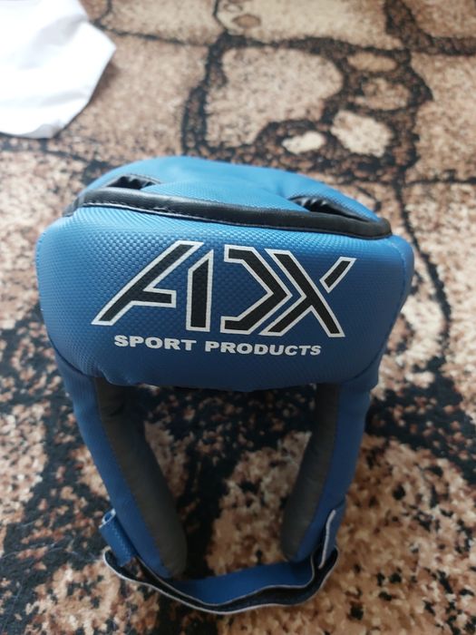 Продам  захисне спорядження для Тхеквондо