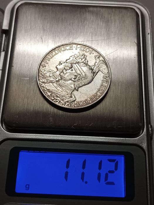 Продам 2марки 1901гсеребро