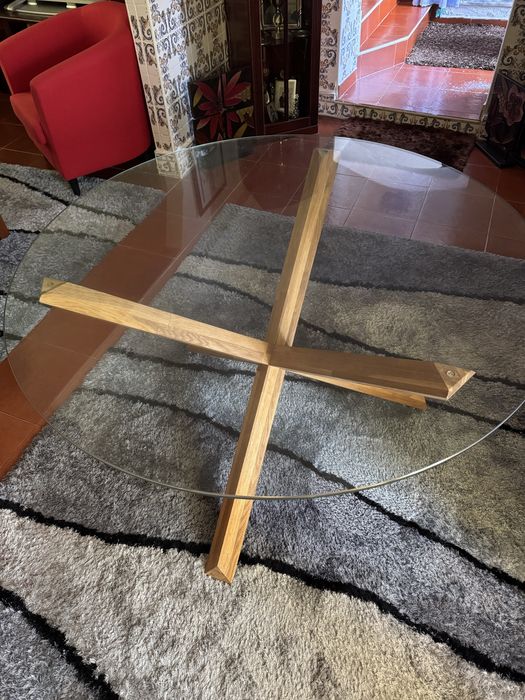 Mesa de sala em vidro/madeira nova