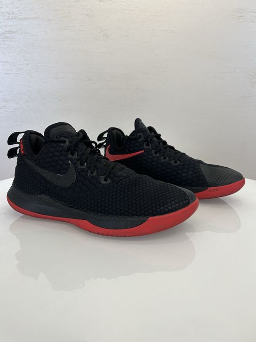 ОРИГІНАЛ! Nike Men's LeBron Witness 3 EP волейбольні кросівки