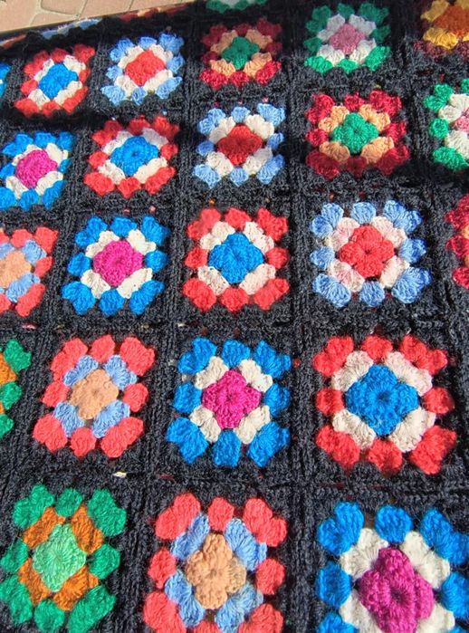 Szal szydełkowy- ręcznie  robiony.