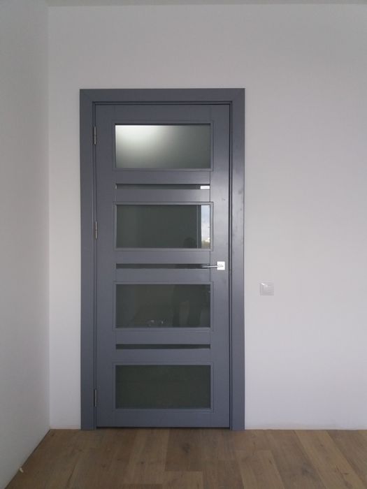 виготовлення дерев'яних дверей та меблів