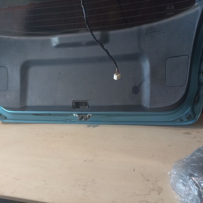 Кришка багажника мітсубісі асх Mitsubishi asx