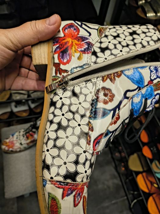 Piękne buty niespotykane.