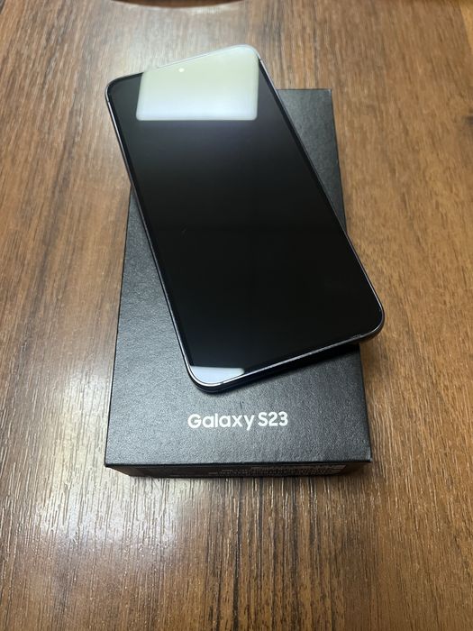 Samsung Galaxy S23 8/256 Gb