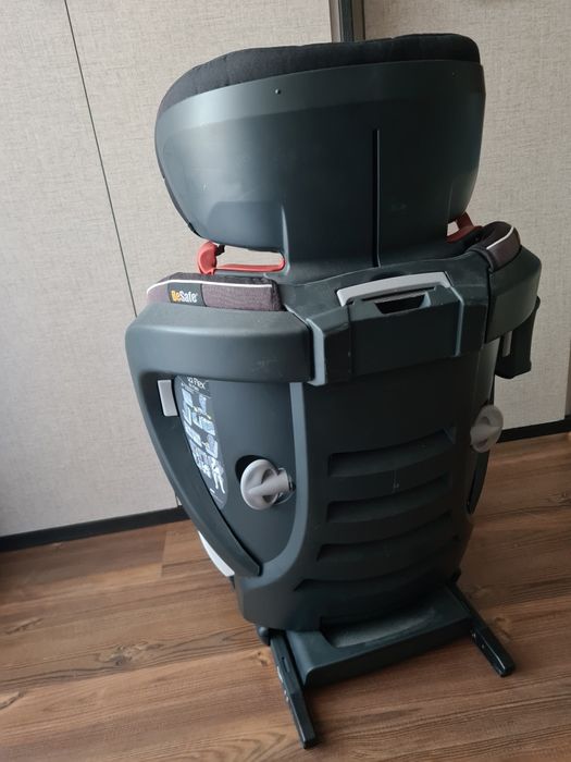 Fotelik samochodowy BeSafe izi flex 100-150 cm