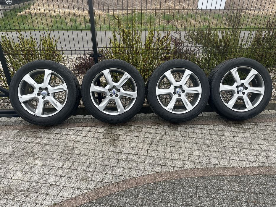 Koła aluminiowe Volvo xc60 opony pirelli 235/55/19