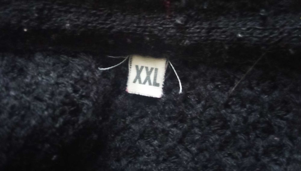 Жіночий кардиган