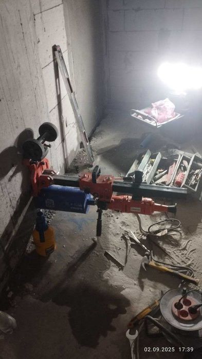 Алмазне буріння сверління отворів