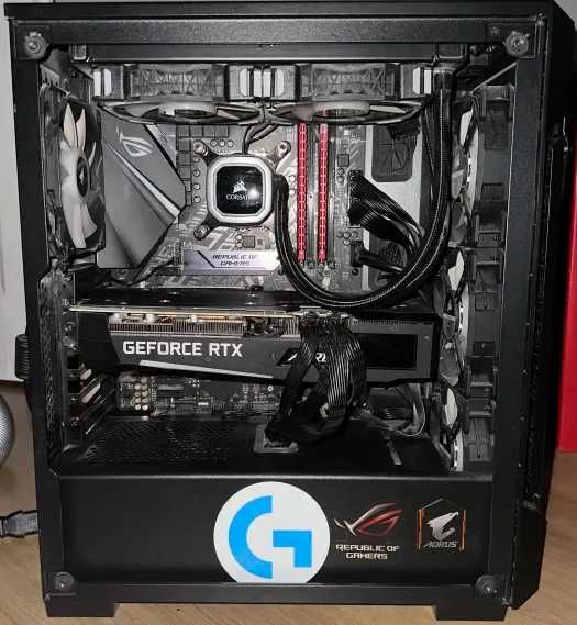 Wydajny komputer gamingowy – RTX 3070, i7-9700K, 32GB RAM, Corsair
