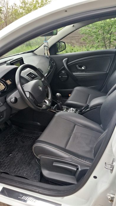 Продаю Renault Megane 3 bose