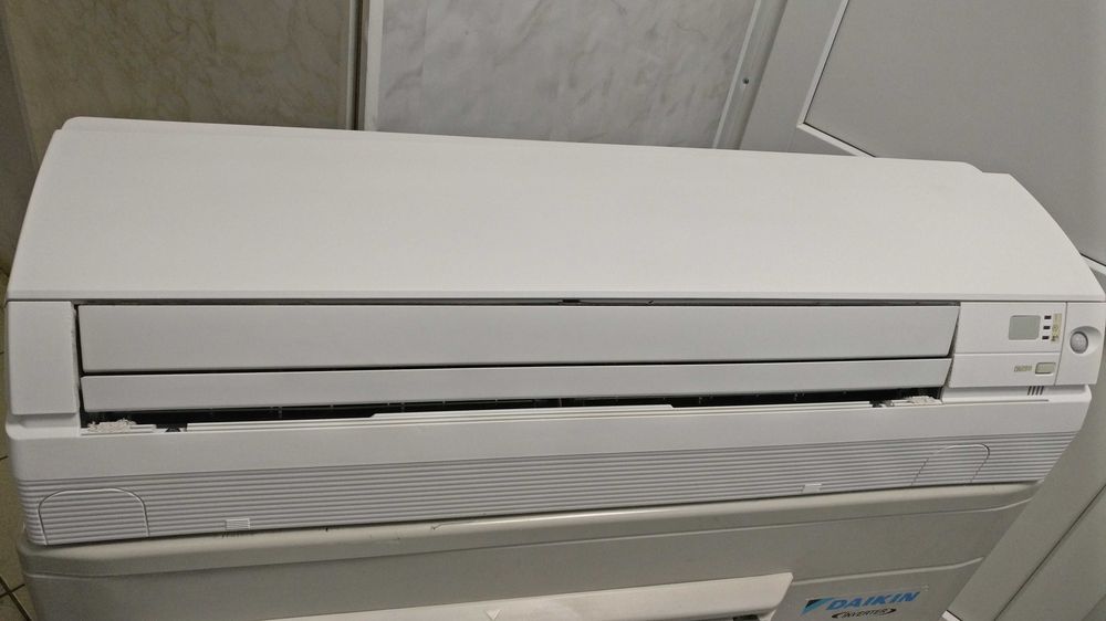 Кондиционер настенный инвертор Daikin FTXS50D2V1W б/у до 60 м2 монтаж