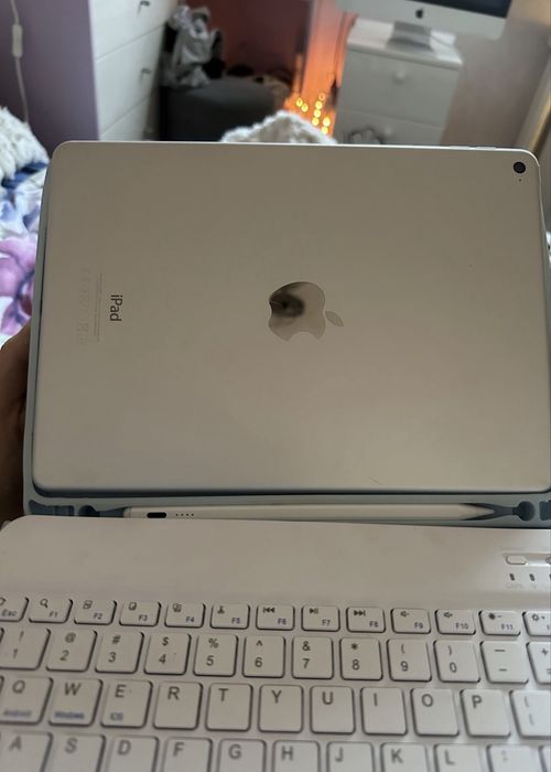 iPad Air 2 Apple tablet